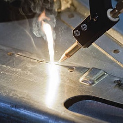 Lasersko navarivanje